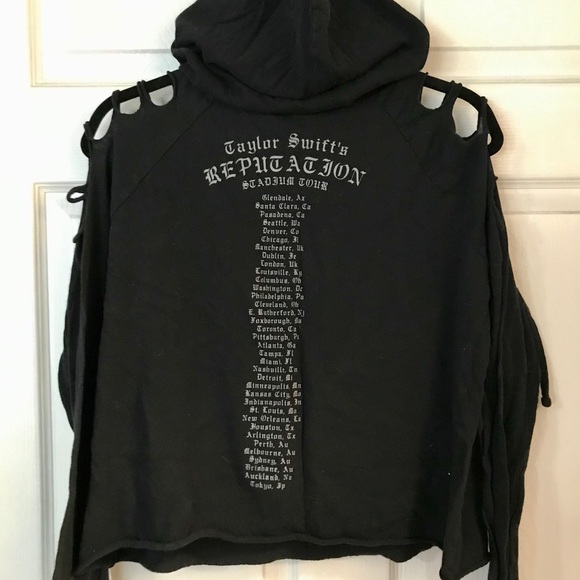 Taylor Swift Reputation Tour shirt - Picture 2 of 2